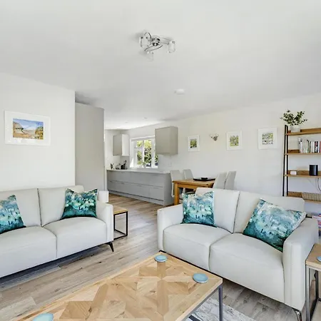 Chatsworth Ambleside